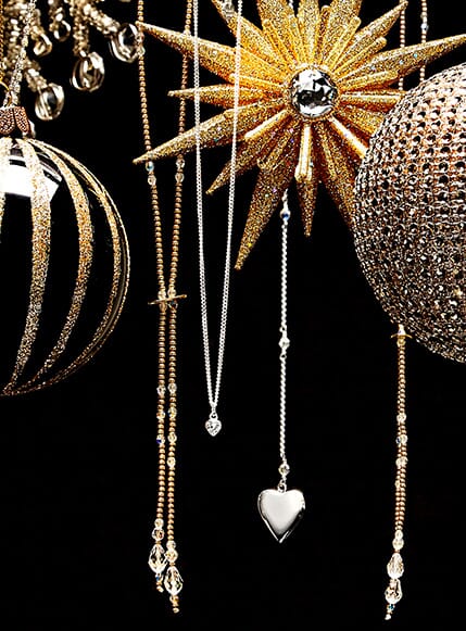 Annie's Christmas Shop Now Open