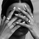 NU & MII Clara Band Peridot Silver Ring