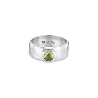 NU & MII Clara Band Peridot Silver Ring