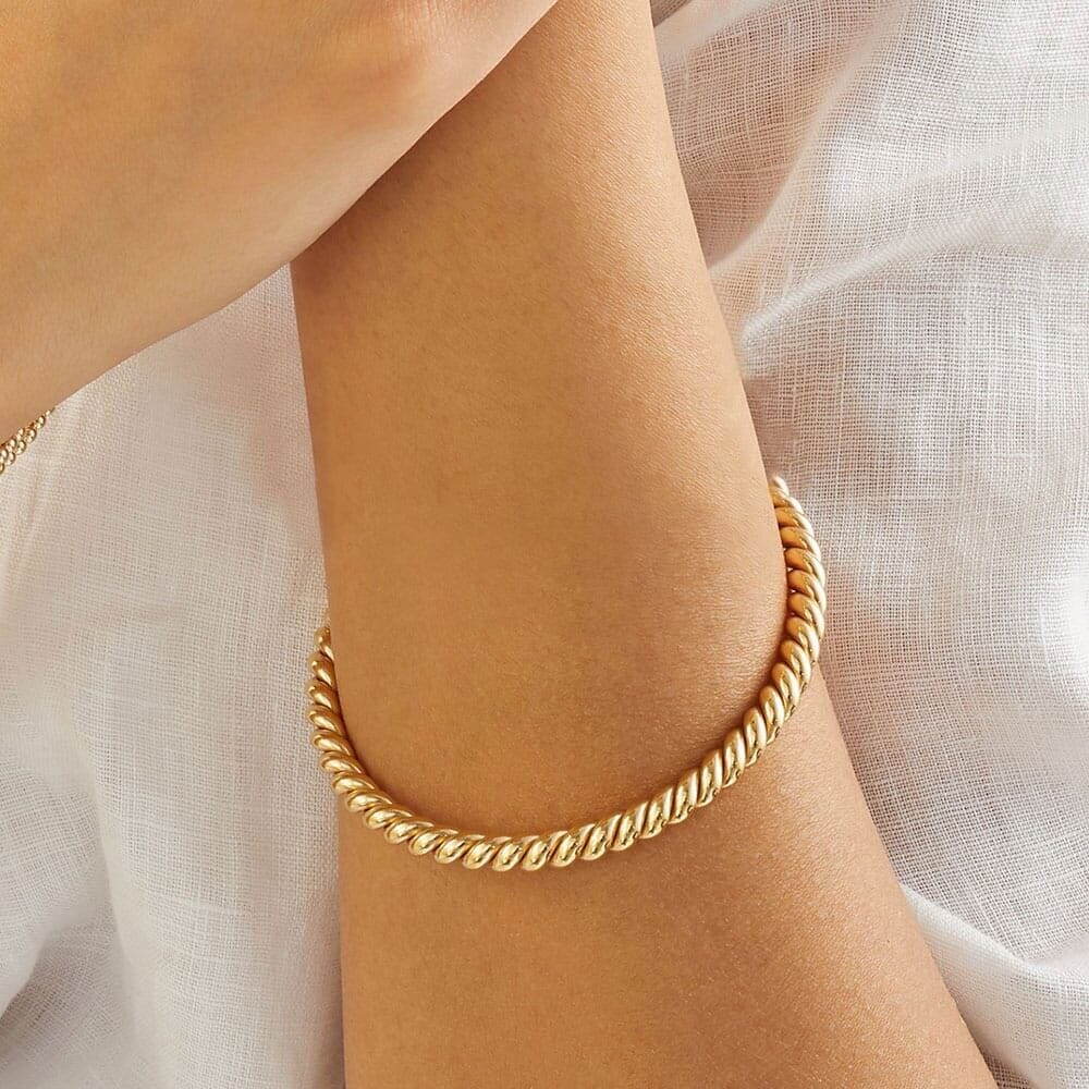 Solid Twirl Gold Plated Bangle