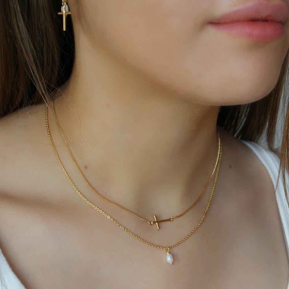 Outlet NU & MII Mini Sideways Cross Gold Plated Necklace