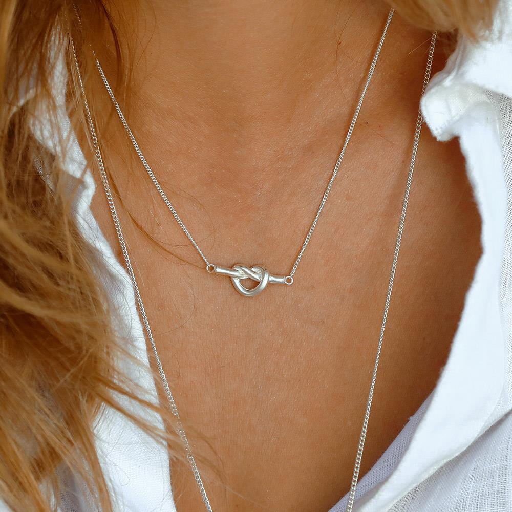 Silver hot sale knot necklace