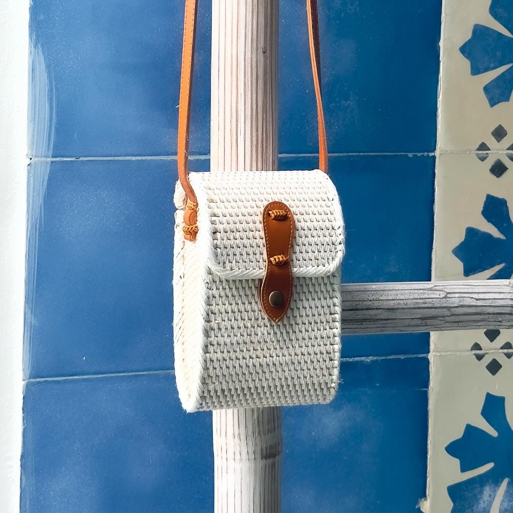 Belle Wicker Cross Body Bag - Choice of Colour
