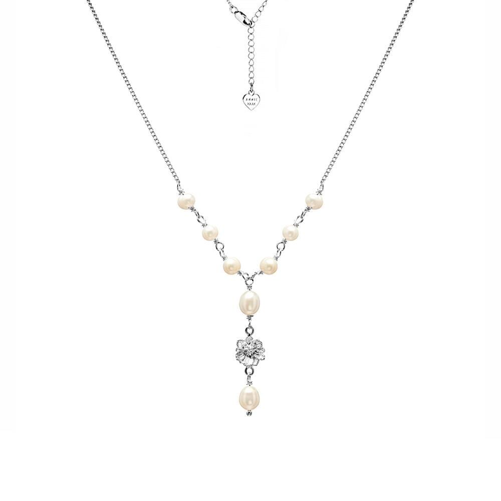 Poppy Pearl Silver Necklace
