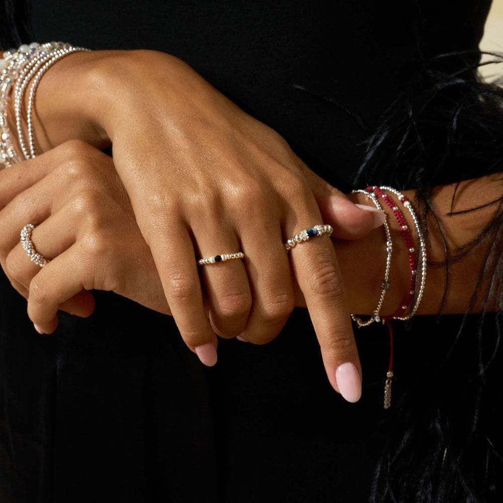 Seri Jet Black Silver Ring