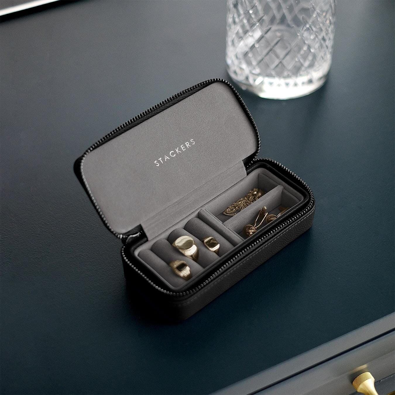 Stackers Pebble Black Medium Jewellery Box
