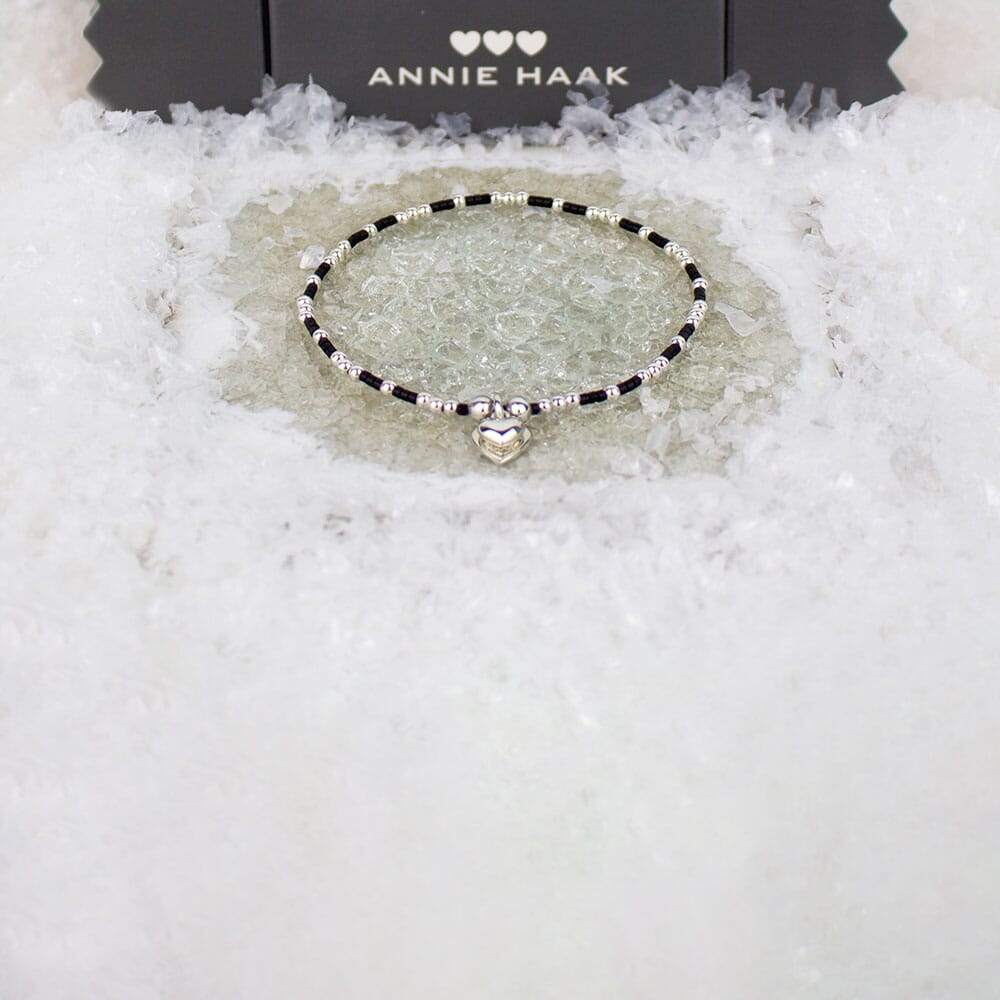 Let the Festivities Begin! Get your complimentary Gift!