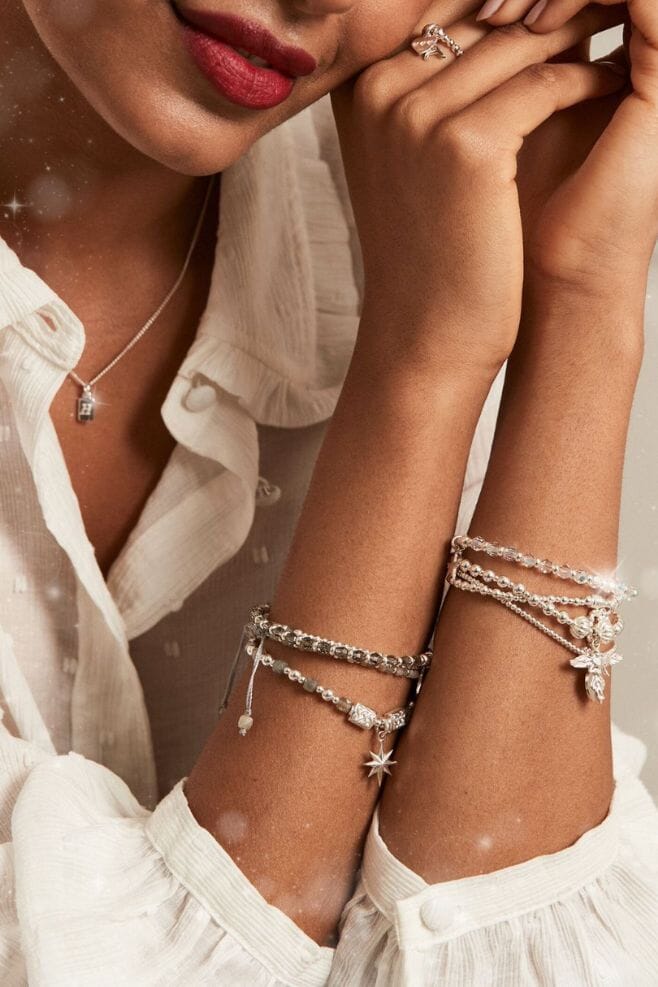 This 925 Sterling Silver bracelet features brilliant Black Diamond Preciosa crystals.