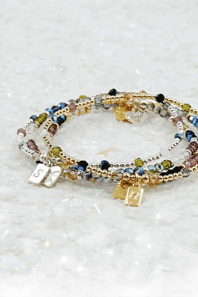 Discover Embrace, the heartfelt new jewellery collection by Annie Haak Designs. A tribute to inner strength and outer sparkle, the collection is beautifully handcrafted in 925 Sterling Silver and Gold-Plated Silver