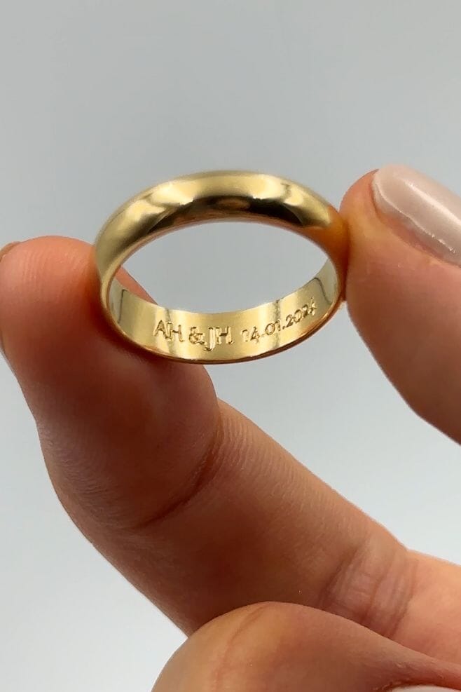 Handcrafted in gold plated Sterling Silver, the Rigel Personalised Ring is a single band engraved on the inside.