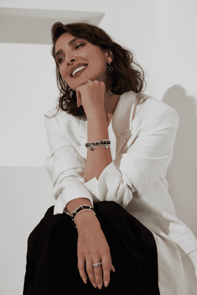 Discover Embrace, the heartfelt new jewellery collection by Annie Haak Designs. A tribute to inner strength and outer sparkle, the collection is beautifully handcrafted in 925 Sterling Silver and Gold-Plated Silver